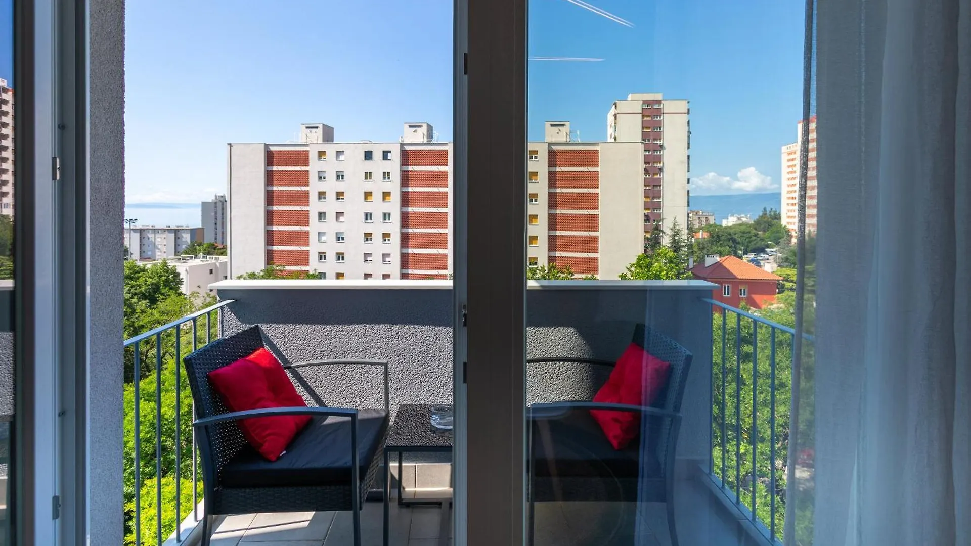 Brand New Apartment Close To The Beach, City Center And University Of Rijeka - Apartment Karlo Croatia