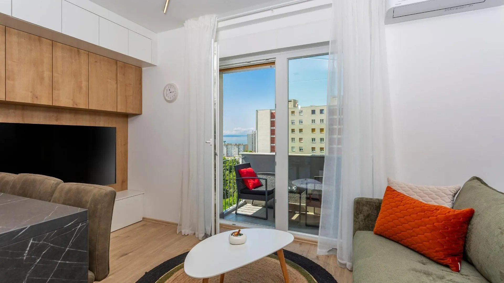 Brand New Apartment Close To The Beach, City Center And University Of Rijeka - Apartment Karlo