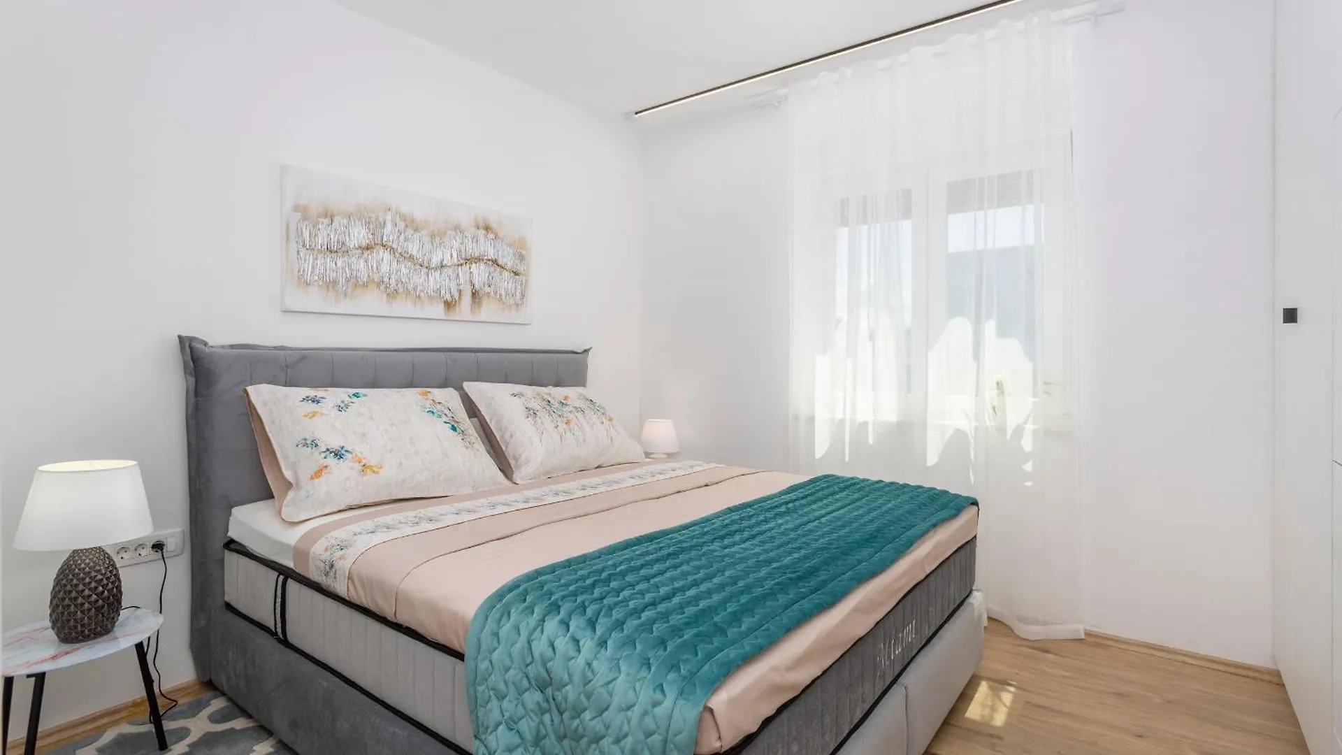 Brand New Apartment Close To The Beach, City Center And University Of Rijeka - Apartment Karlo