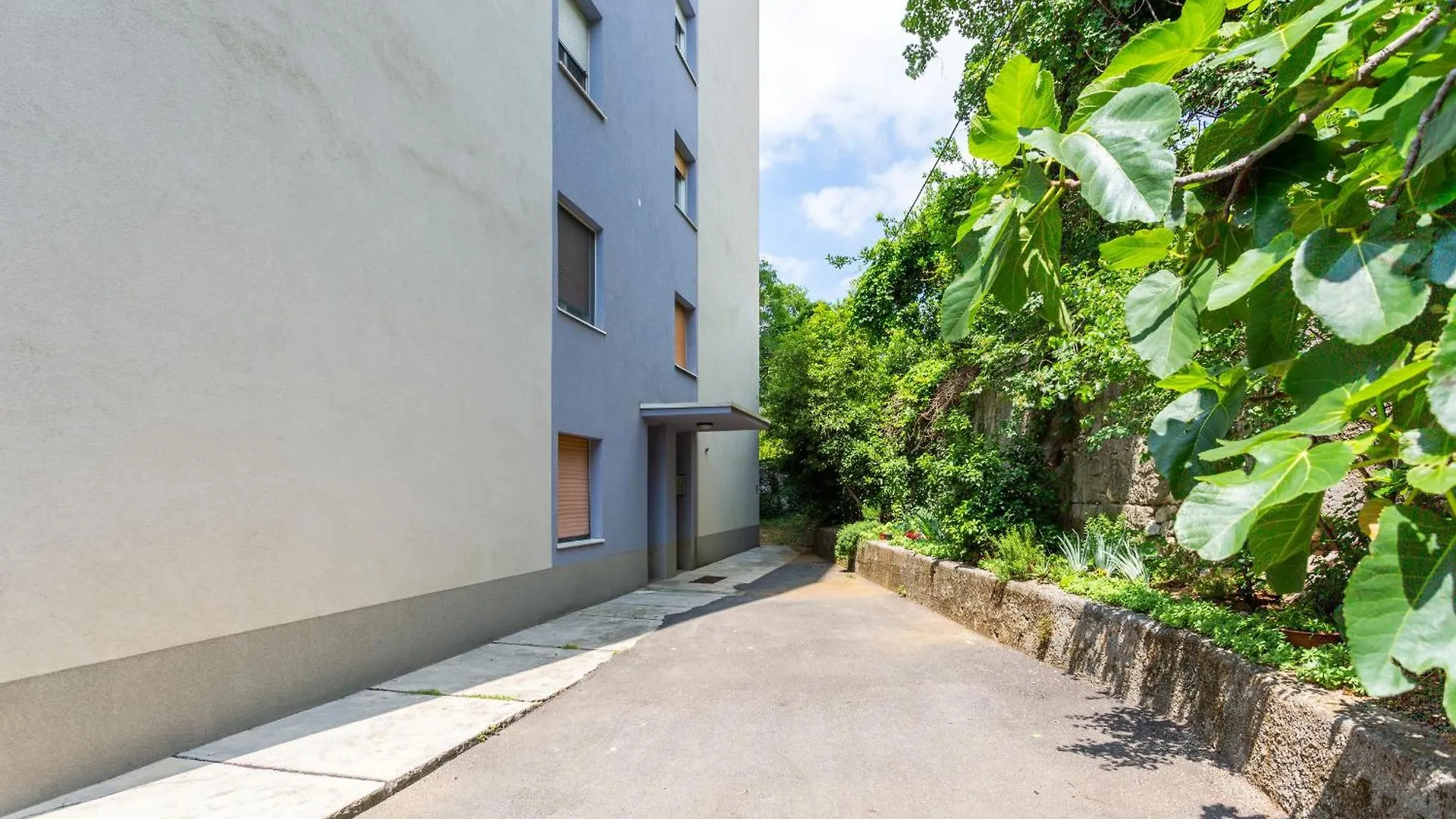 Brand New Apartment Close To The Beach, City Center And University Of Rijeka - Apartment Karlo